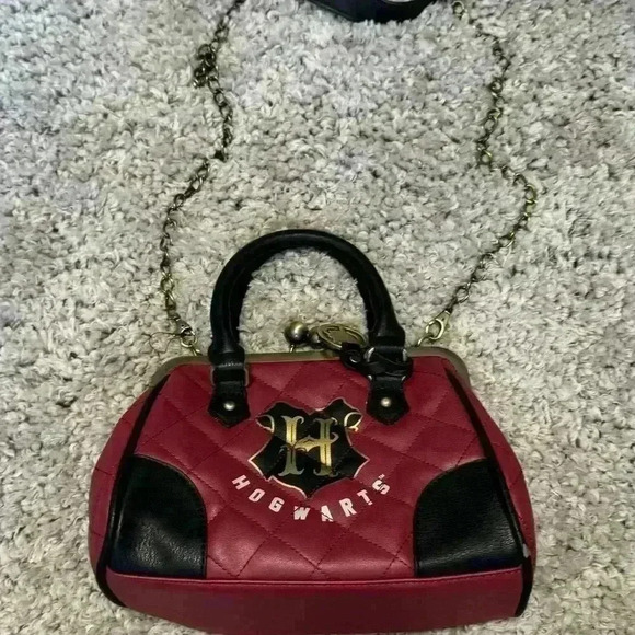 Harry Potter Hogwarts purse - Picture 4 of 10
